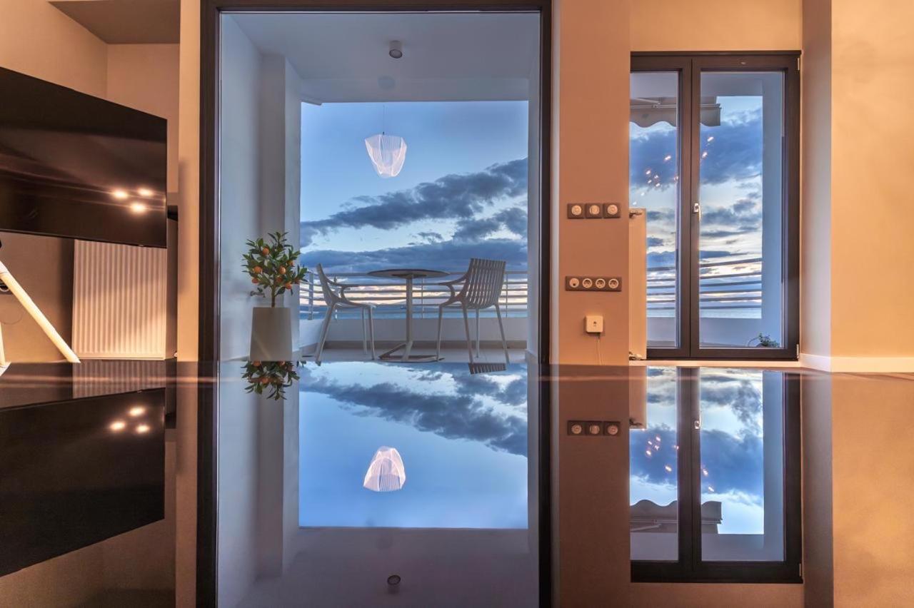 Iconic Salonica Suite Seafront Экстерьер фото