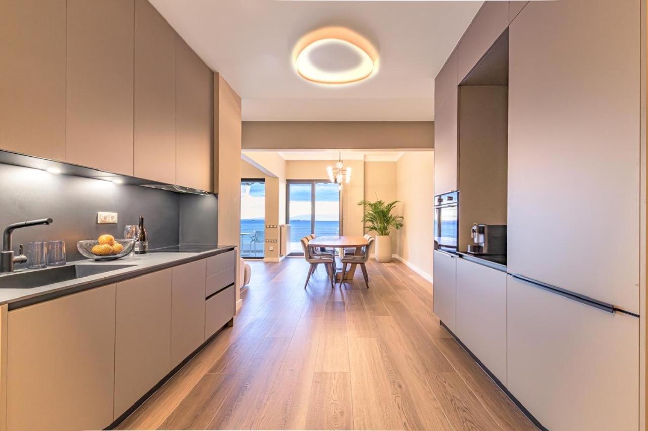Iconic Salonica Suite Seafront Экстерьер фото