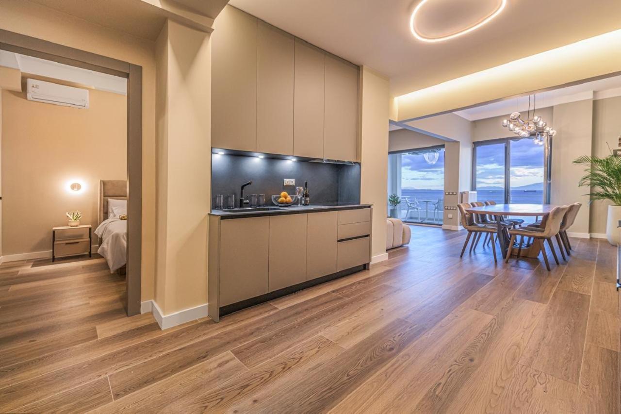 Iconic Salonica Suite Seafront Экстерьер фото
