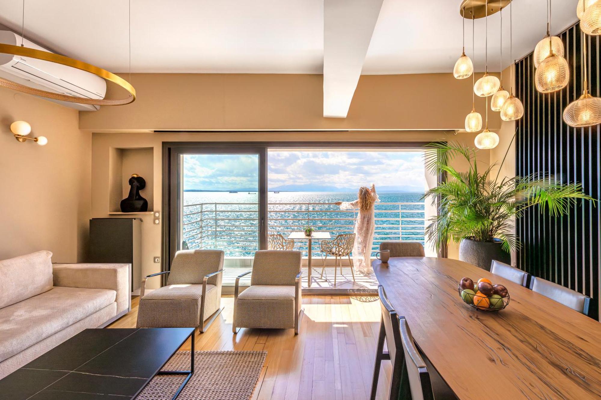 Iconic Salonica Suite Seafront Экстерьер фото